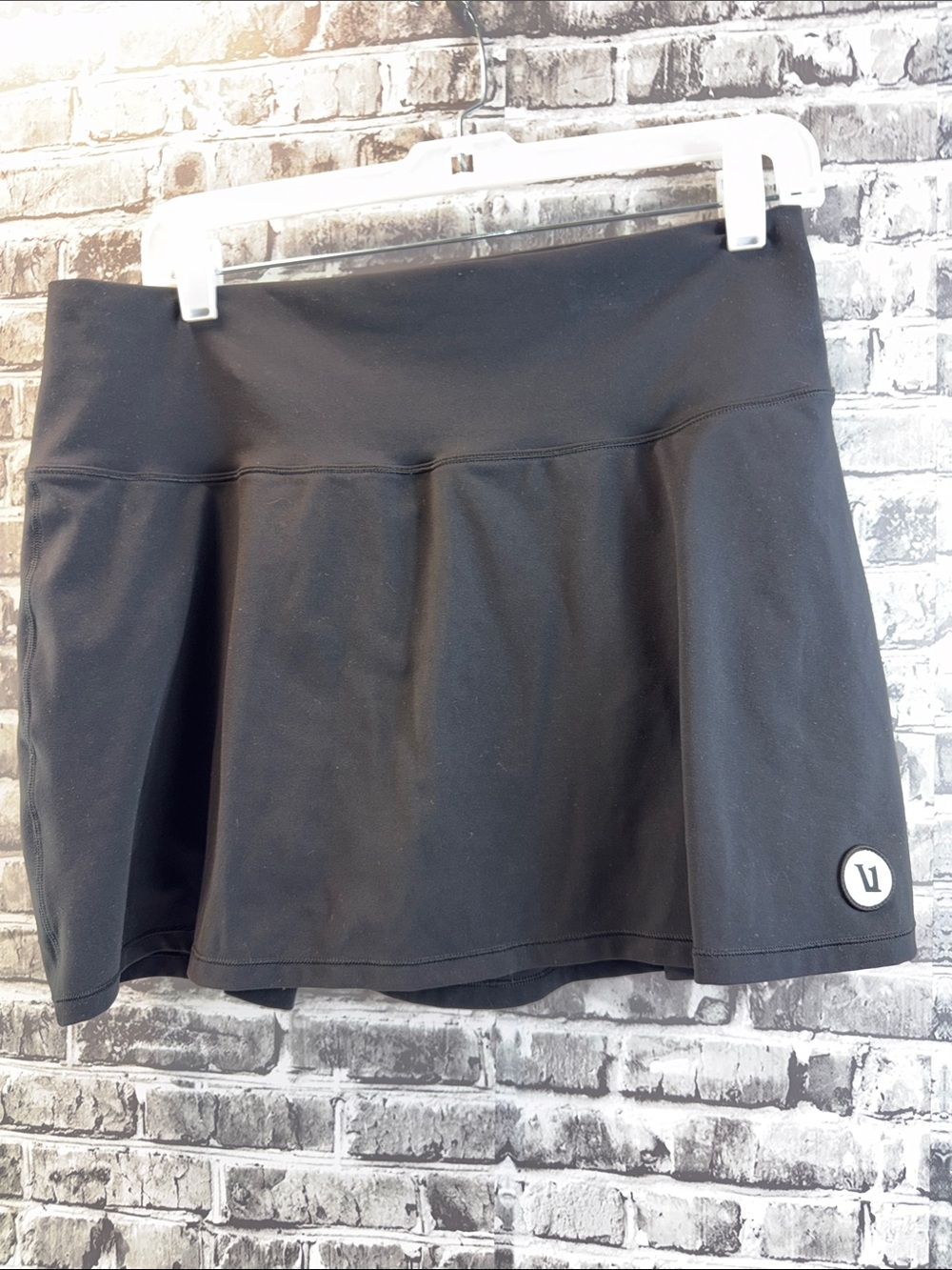 Vuori Black Circle Skorts with Logo Patch